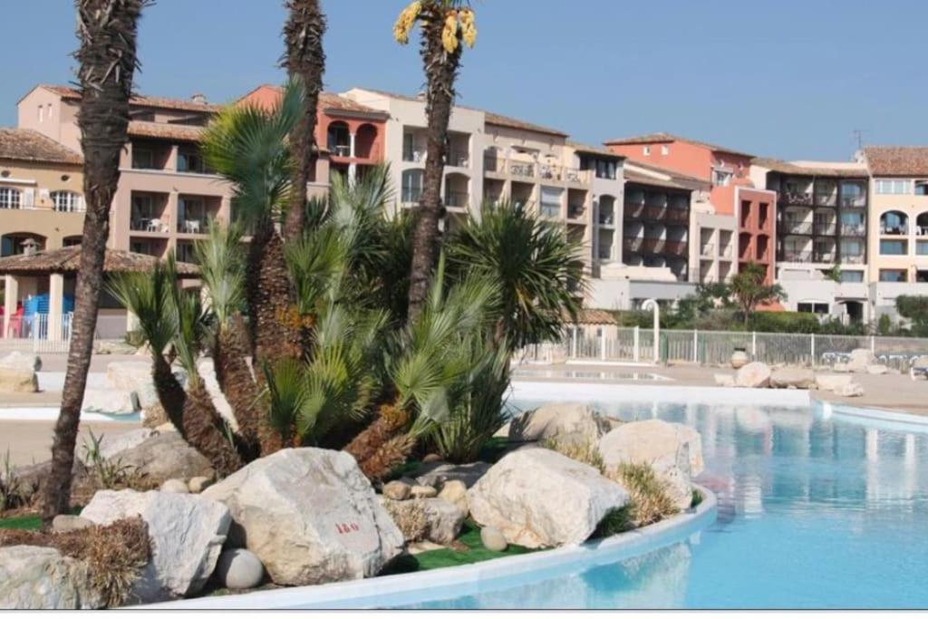 Proche St Tropez Refait A Neuf Bord De Plage Et Piscine Cogolin Exterior photo