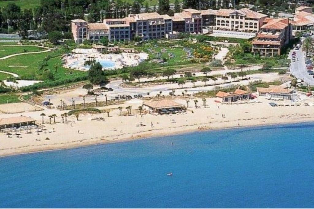 Proche St Tropez Refait A Neuf Bord De Plage Et Piscine Cogolin Exterior photo